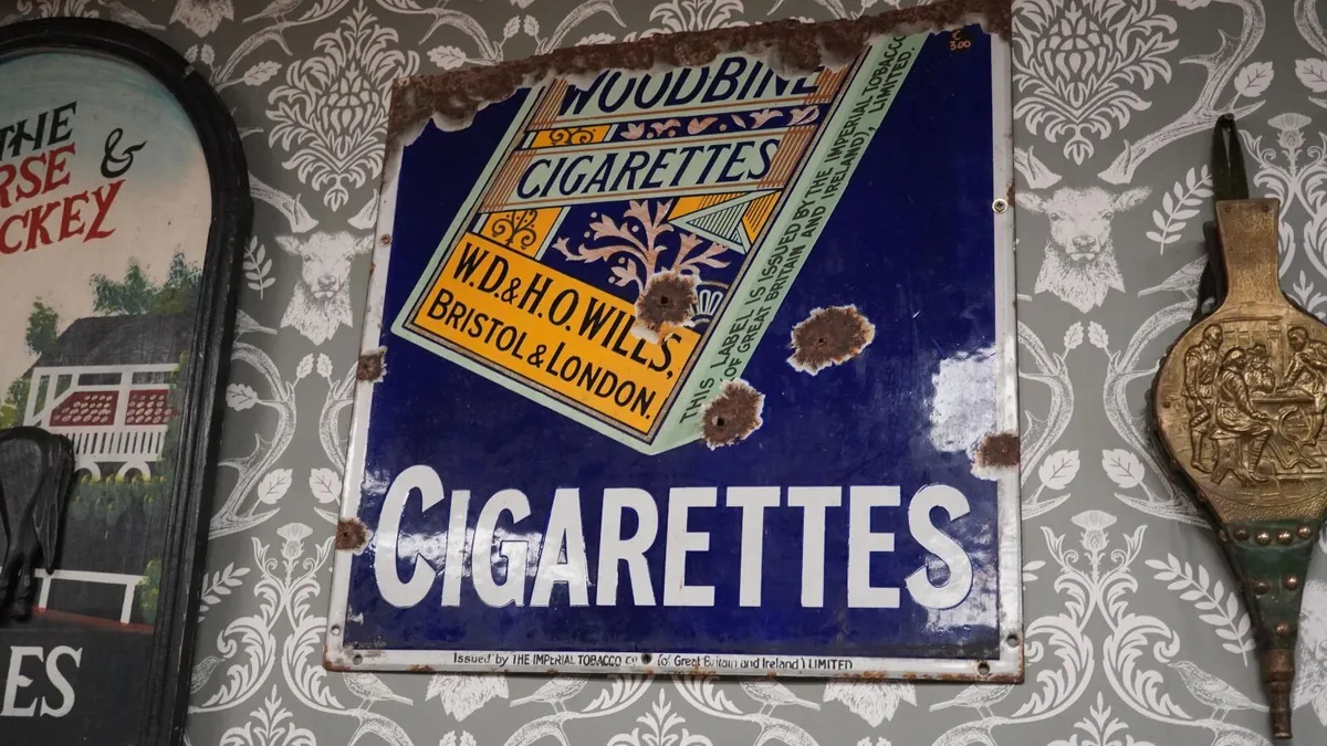 Vintage Woodbine Cigare ttes Enamelled Sign - Image 2