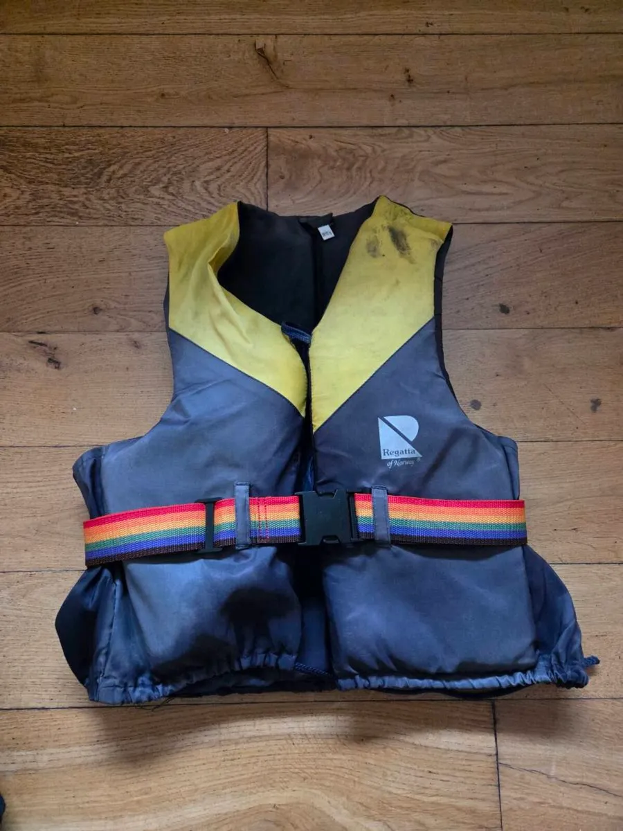 Lifejackets - Image 2