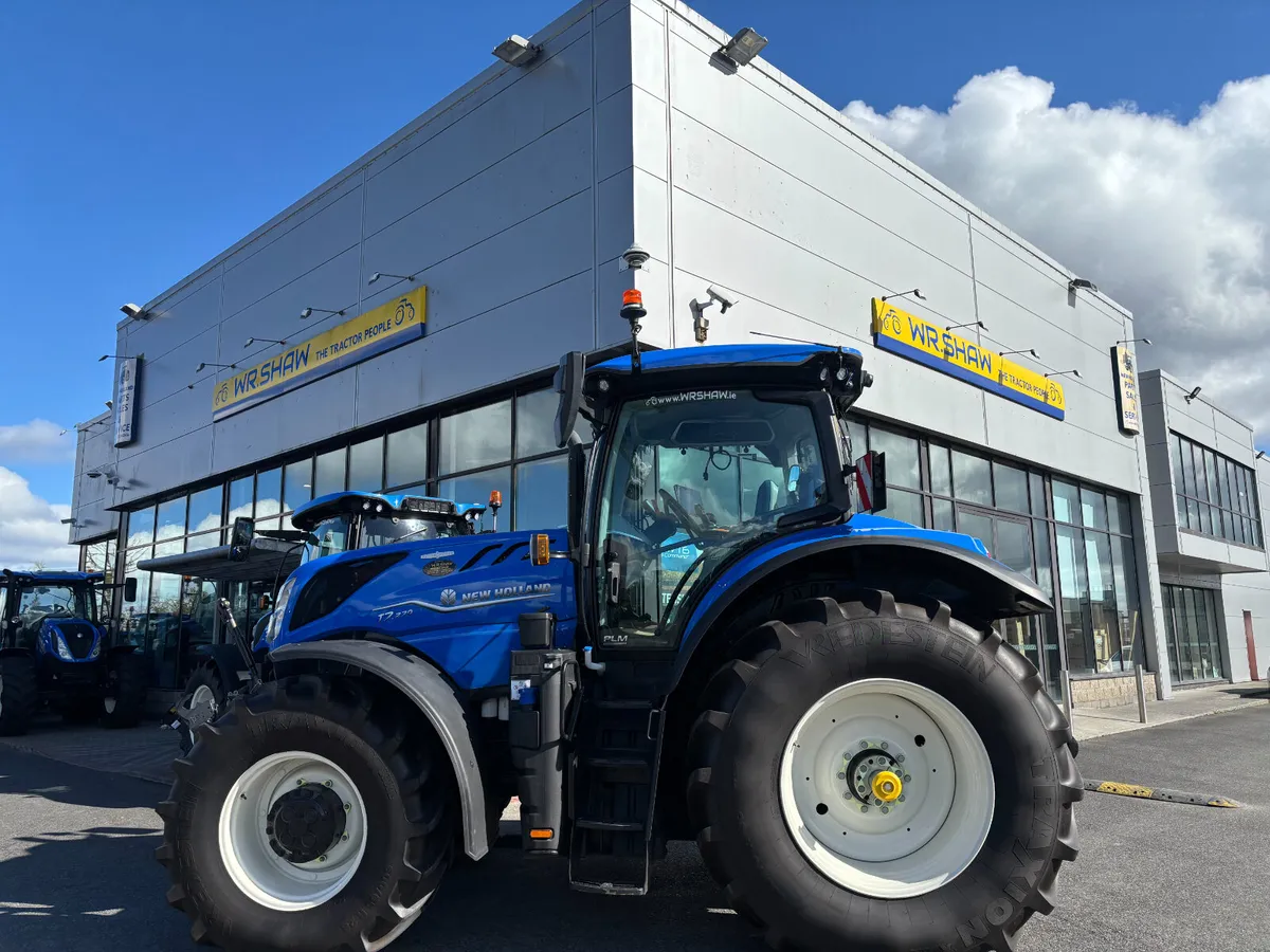 New Holland T7.270 PLMI-1327hrs - Image 1
