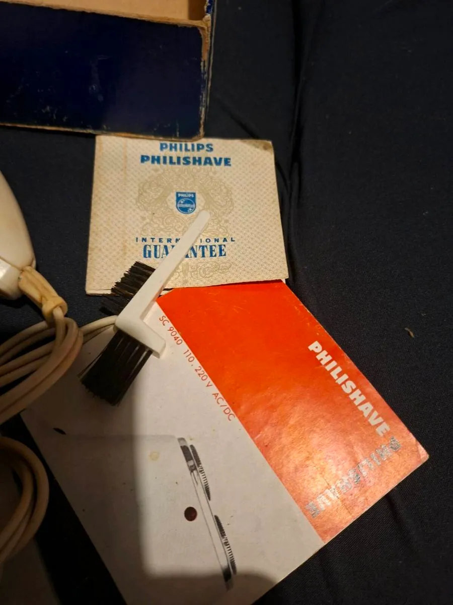 Vintage 1950's Philips Bakelite Philishave Shaver - Image 4