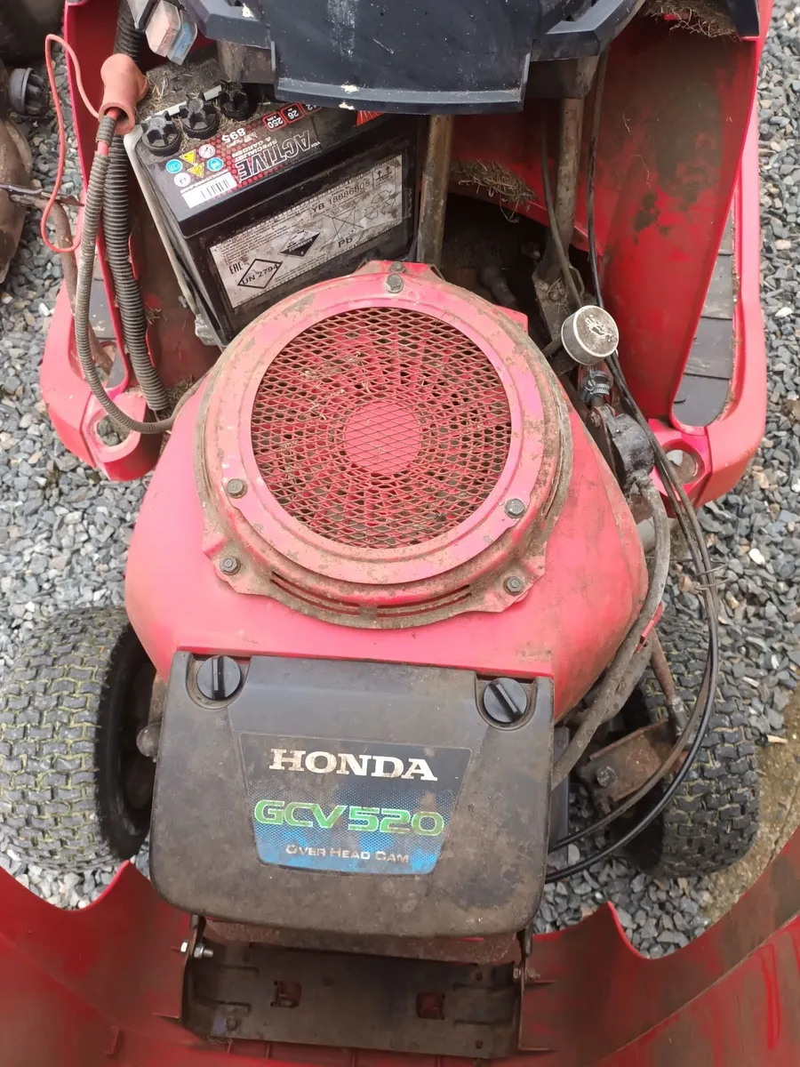 Lawnmower  for Breaking - Image 2