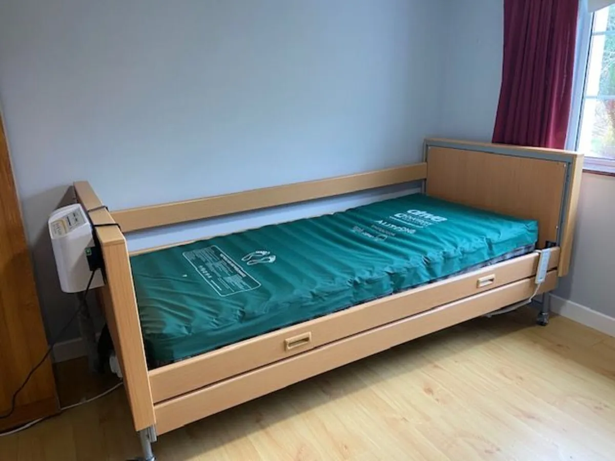 Hospital Bed - Image 3