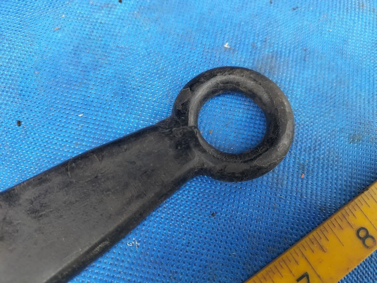 Basketmakers Rapping Iron - Image 2