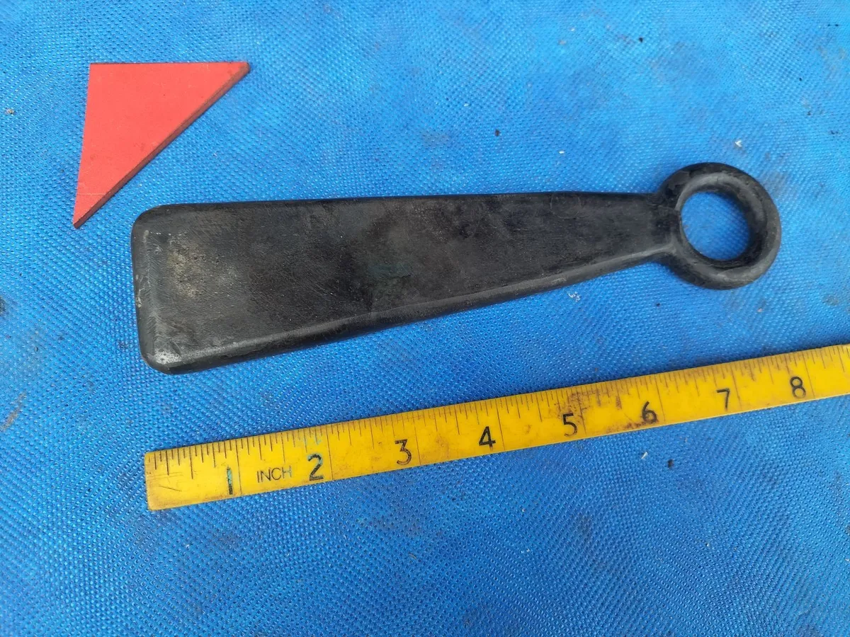 Basketmakers Rapping Iron - Image 1