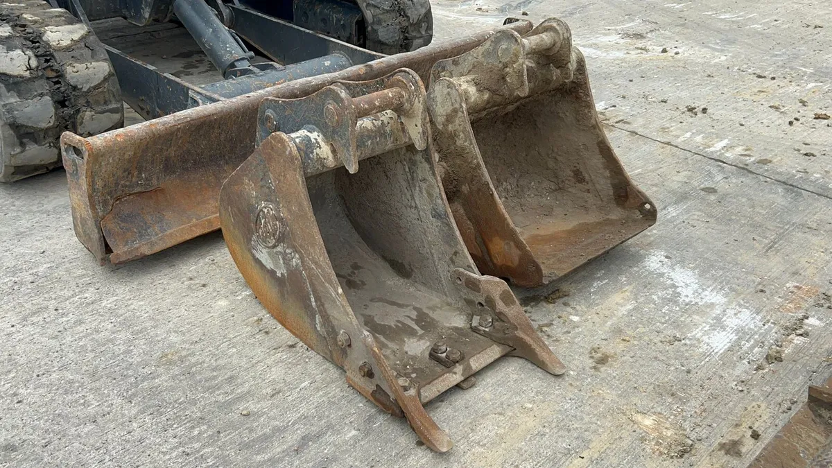 Doosan dx63-3 year 2021 - Image 3