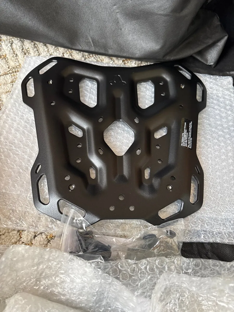 Tenere luggage system & centre stand - Image 3