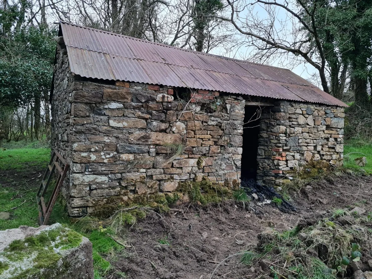Old stone building s wanted for salvage