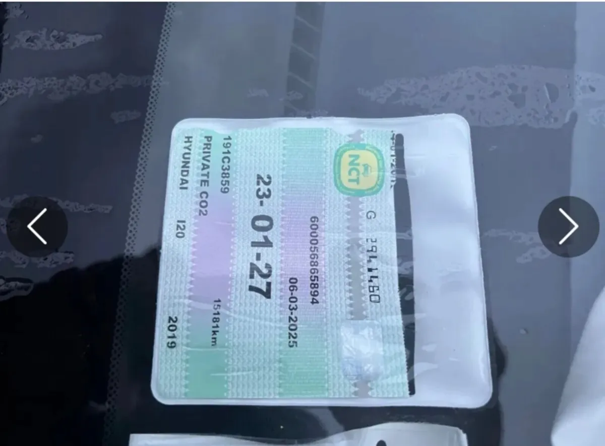 2019 Hyundai i20 Automatic only 16,500 kms - Image 2