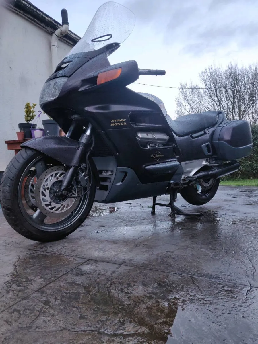 Pan European ST 1100 - Image 1