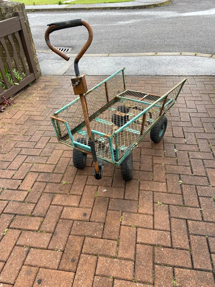 Garden. Trolley - Image 2
