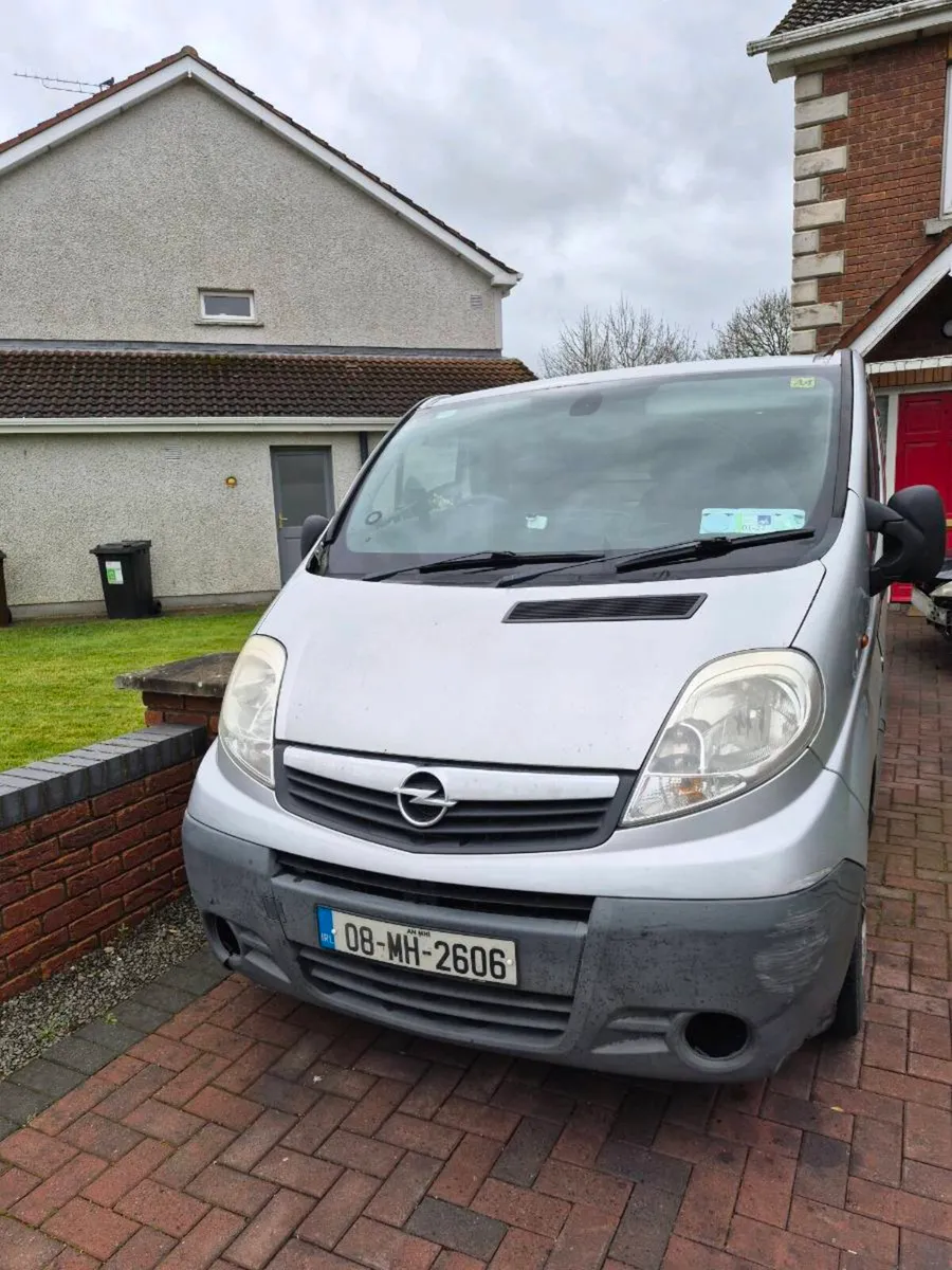 Opel Vivaro - Image 1