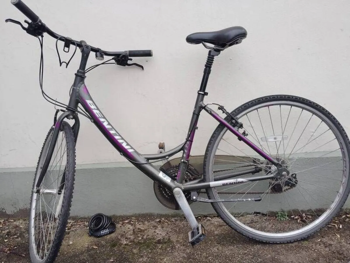 Perfectly working second hand bike - Image 1