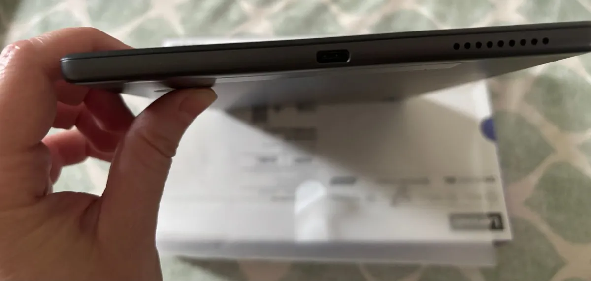 Lenovo Tab M10 HD 10.1" Brand New with Tags Full P - Image 2