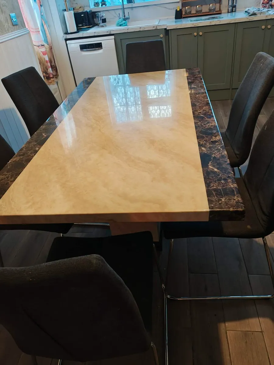 Marble table + 6 chairs - Image 1