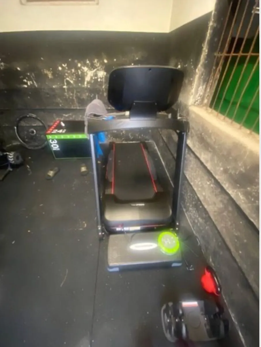 Noble Pro E8.0 bluetooth treadmill - Image 2