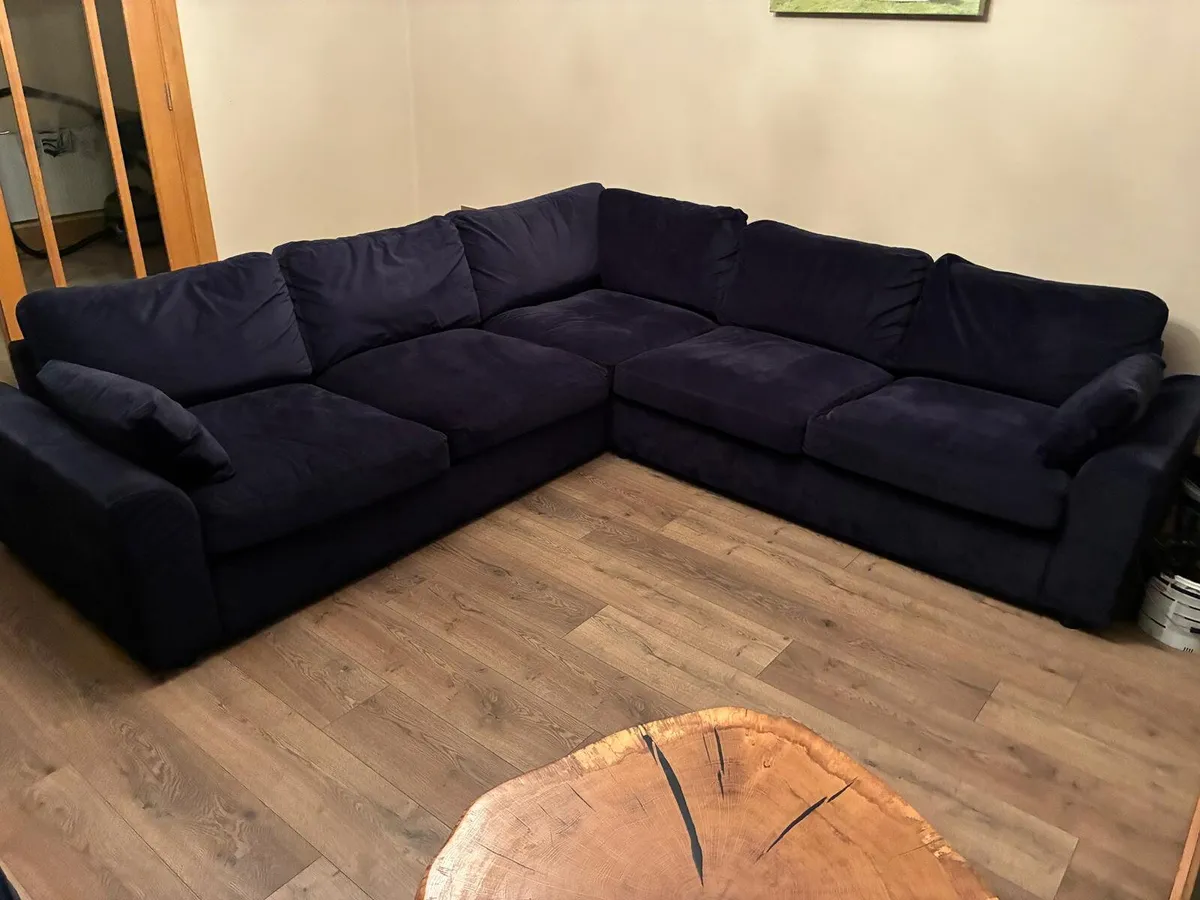 Couch - Image 1