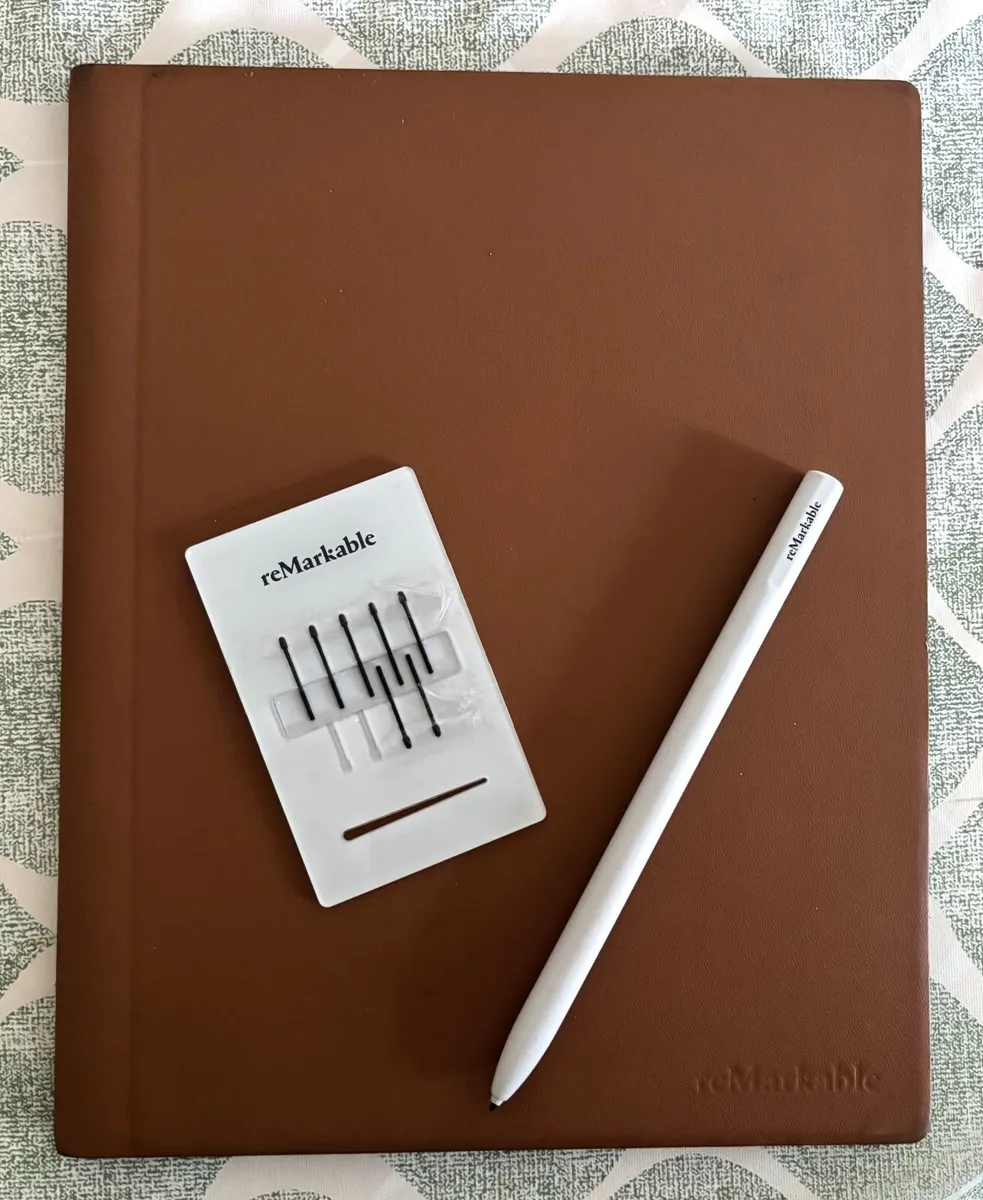 reMarkable 2 tablet, Marker pen, genuine leather c - Image 2