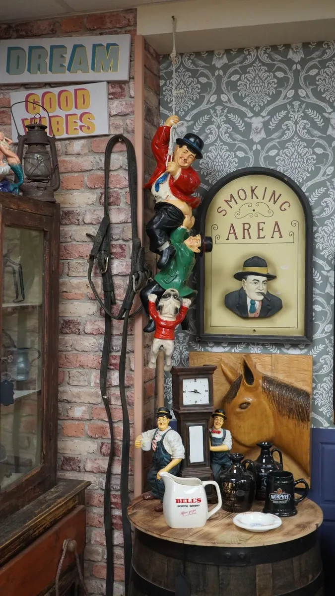 Laurel and Hardy - Image 2