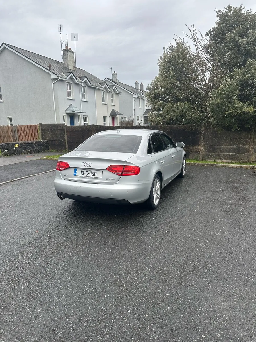 Audi A4 - Image 2