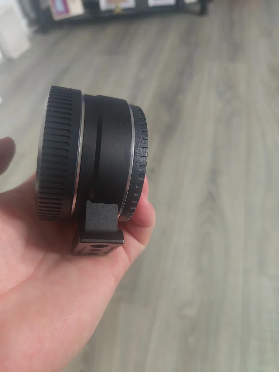 NEW Canon Mount ADAPTER EF-EOS R - Image 4