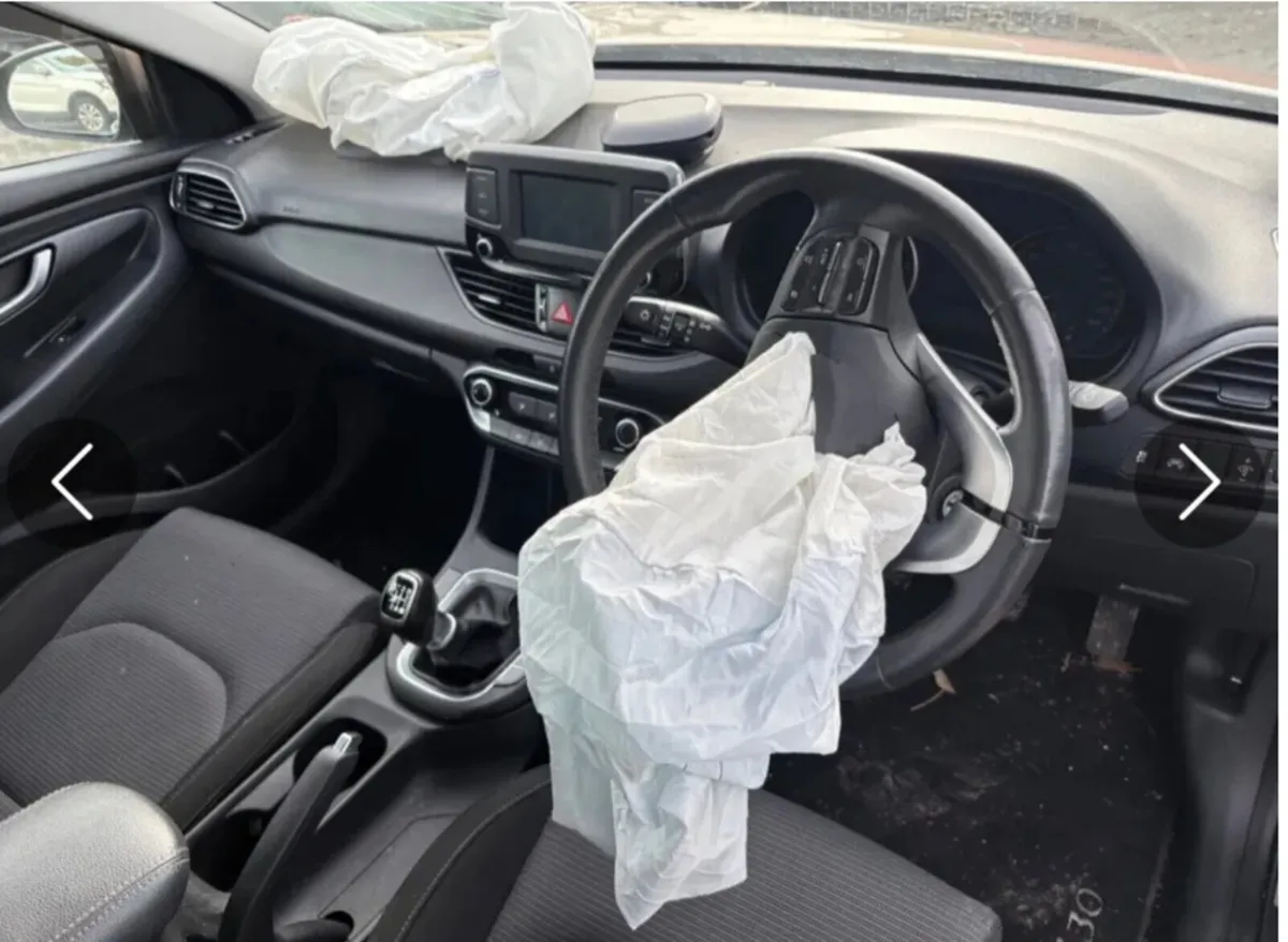 2018 Hyundai i30 1.6 diesel only 140 kms - Image 2