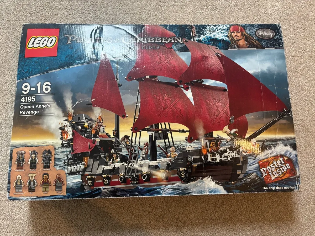 Lego Pirates of the Caribbean Queen Anne’s Revenge - Image 1