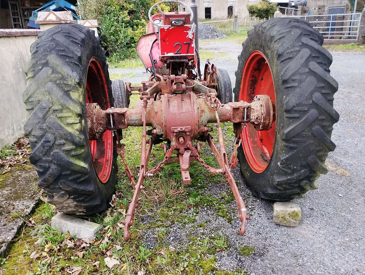 Massey Ferguson 165 - Image 2