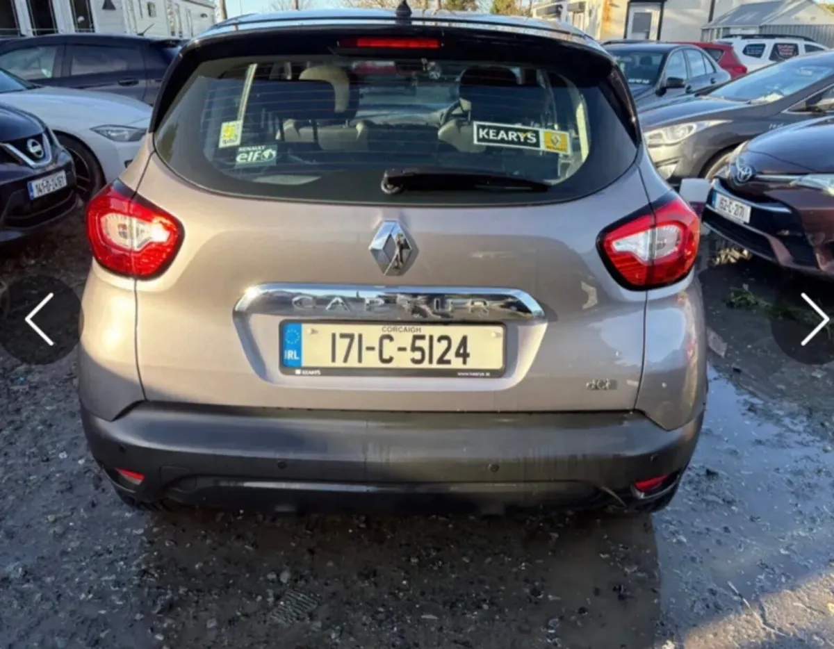 2017 Renault Capture 1.5 diesel very light damage - Image 4