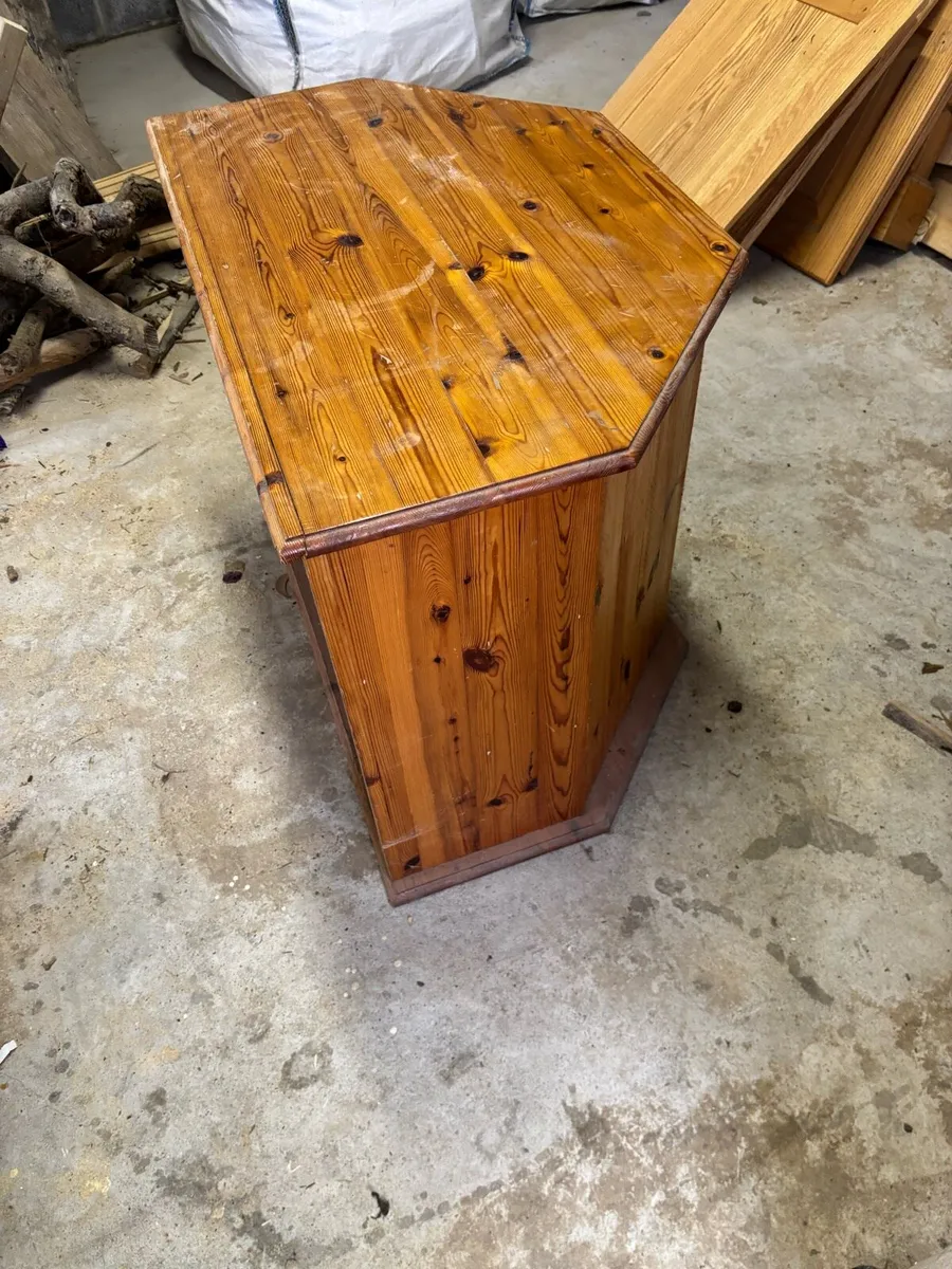 TV mount table - Image 4