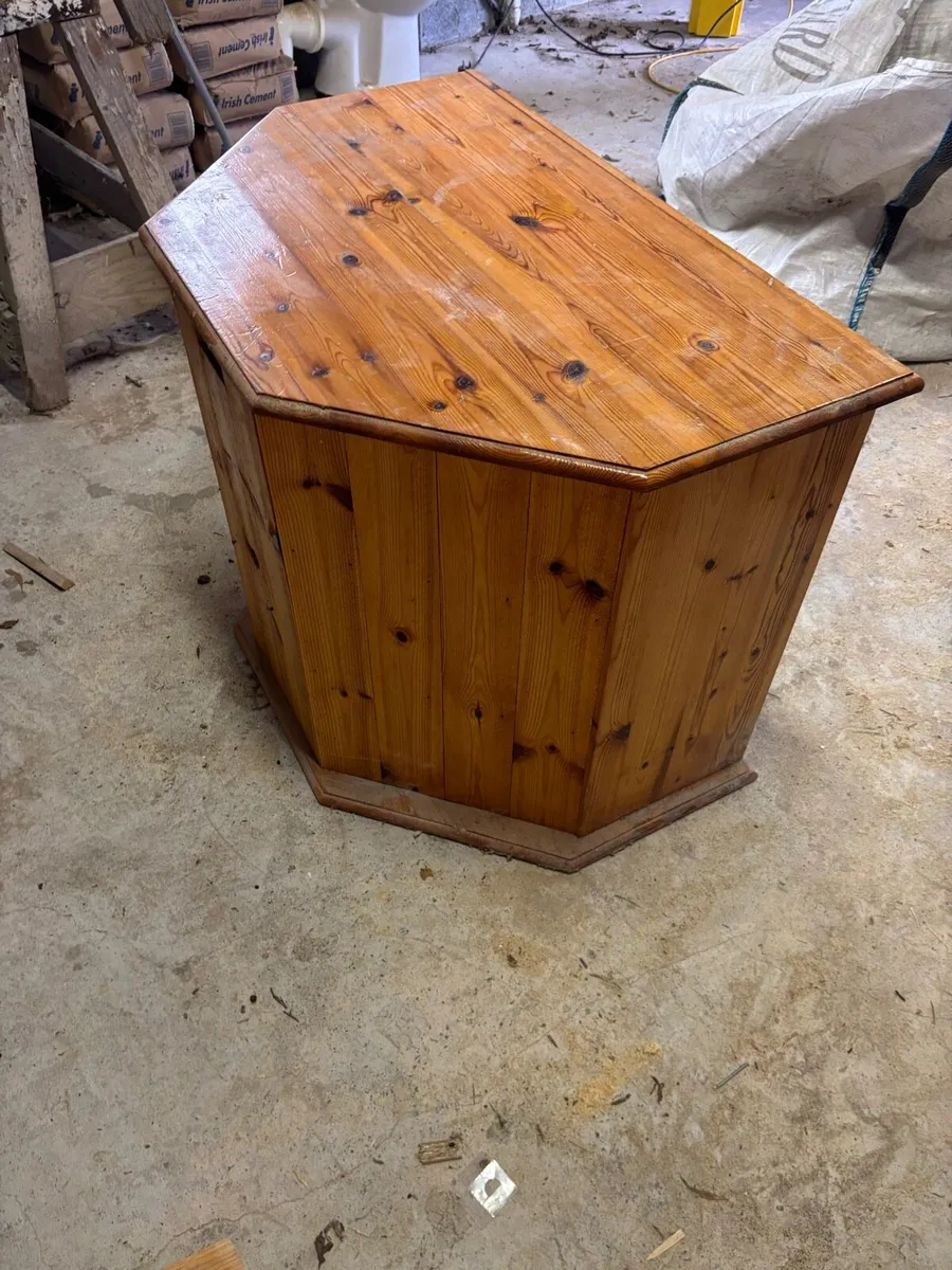 TV mount table - Image 2