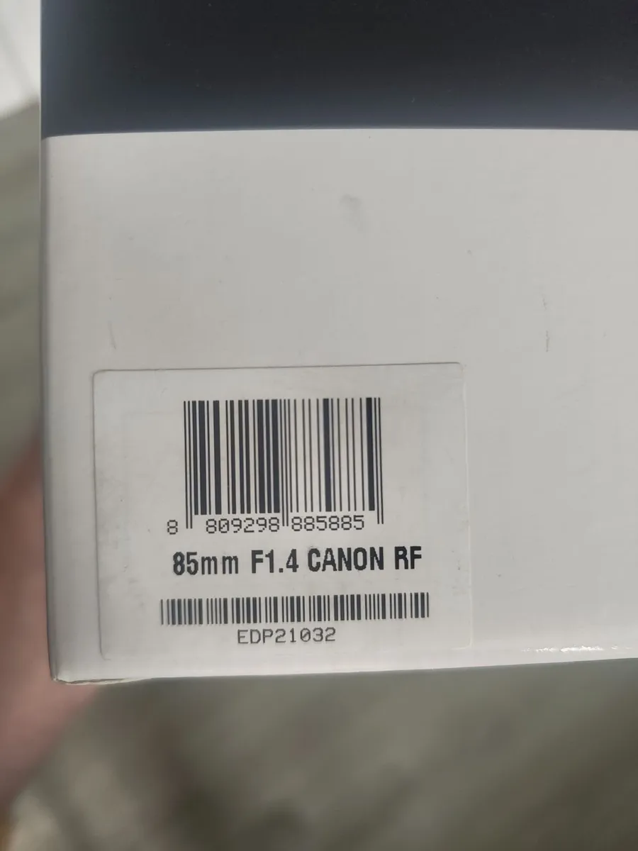 Brand New Samyang lMf 85mm F1.4 Tele Lens - Image 3