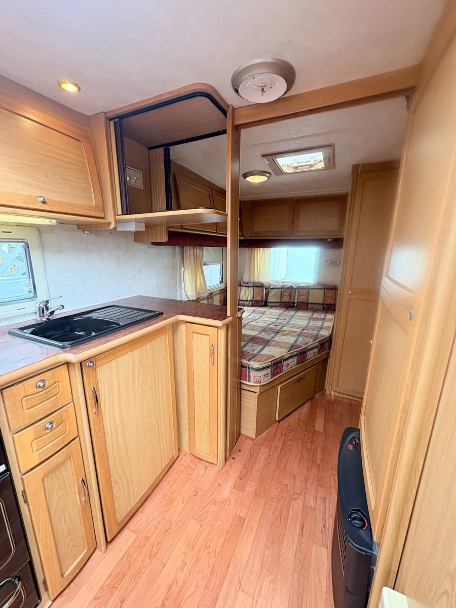 Elddis Typhoon - Image 4