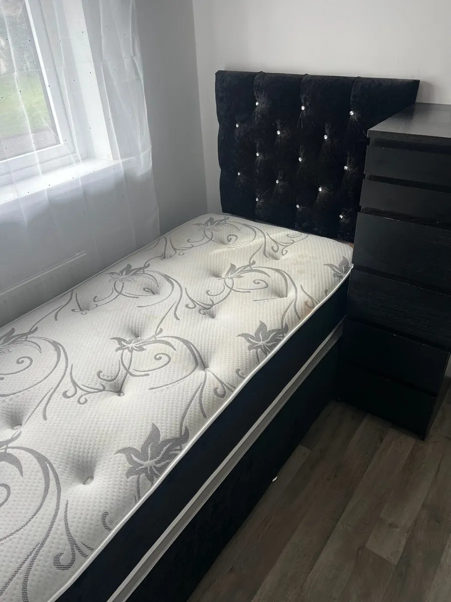 Single Bed WITH Mattress - Image 4