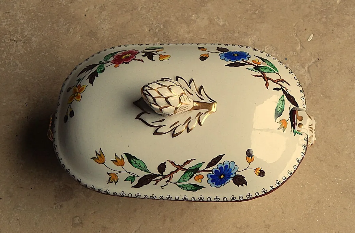 Spode Gilded Sauce Tureen and Stand - Image 4