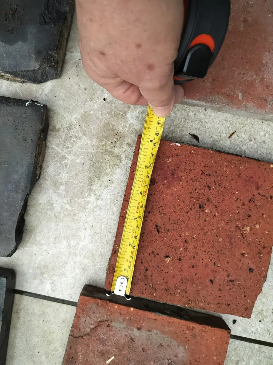 Quarry tiles - Image 1