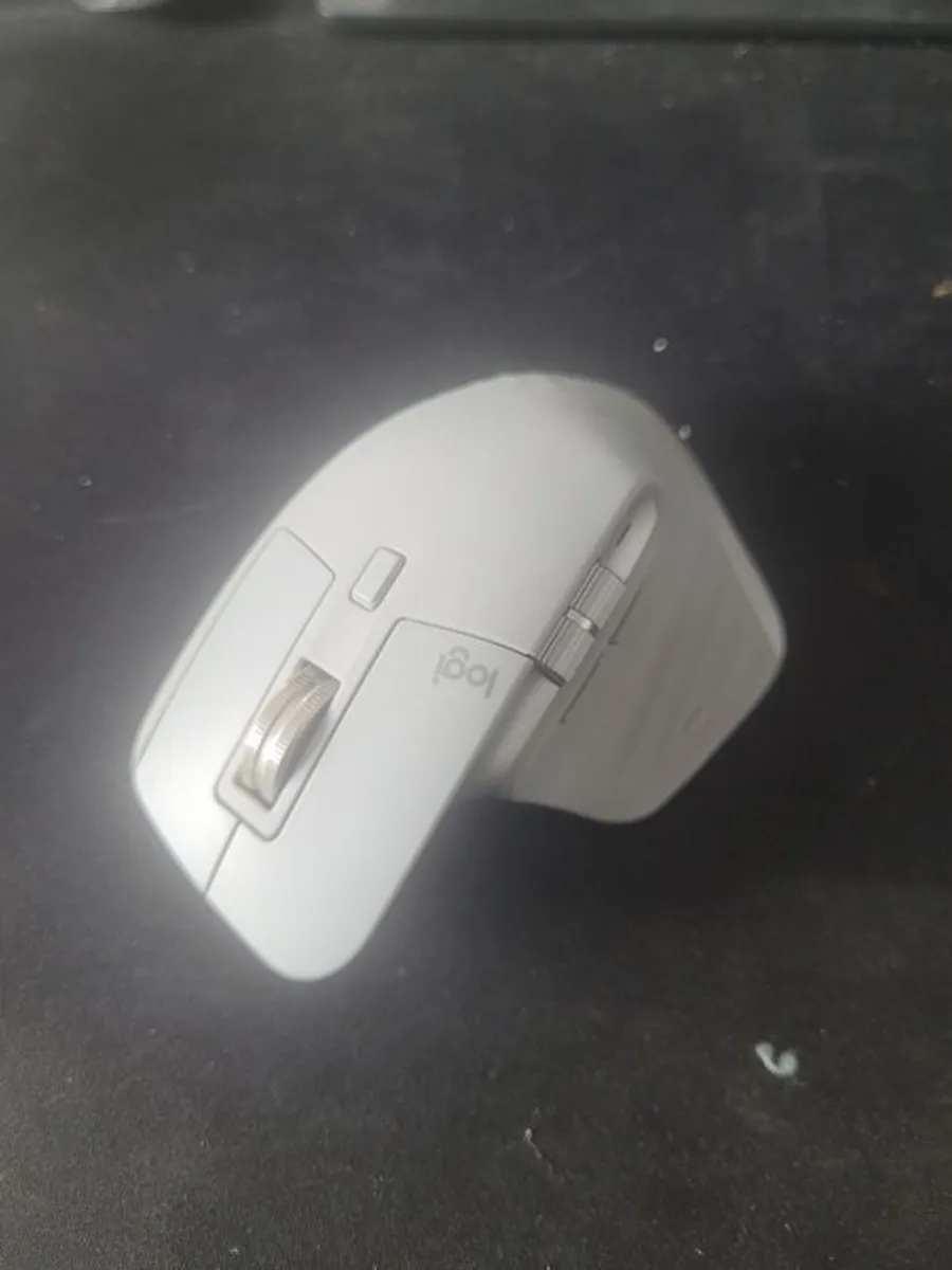 Logitech MX Master 3 (Gray) - Image 1