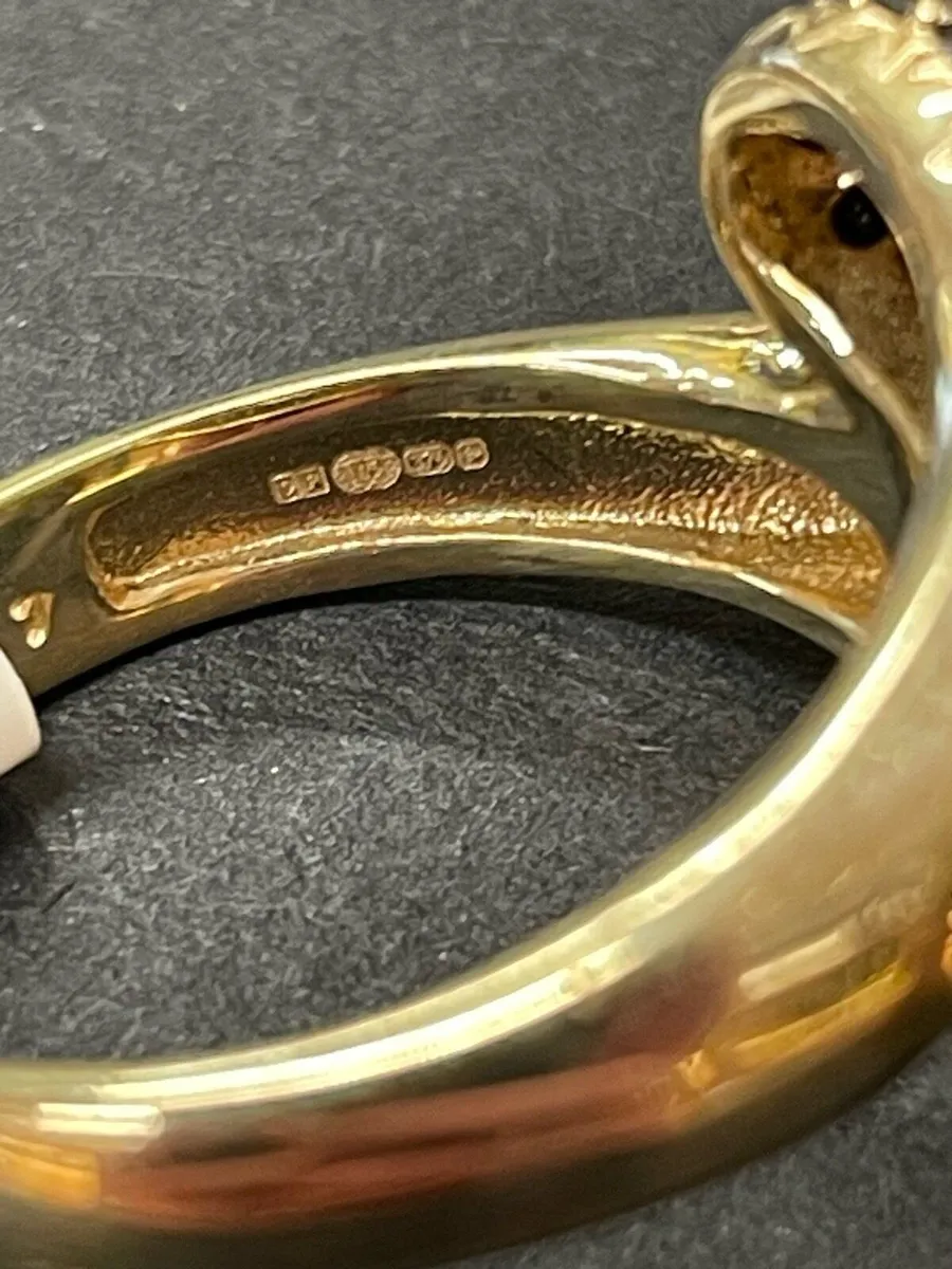 14k/18k gold ring with diamonds - Image 2