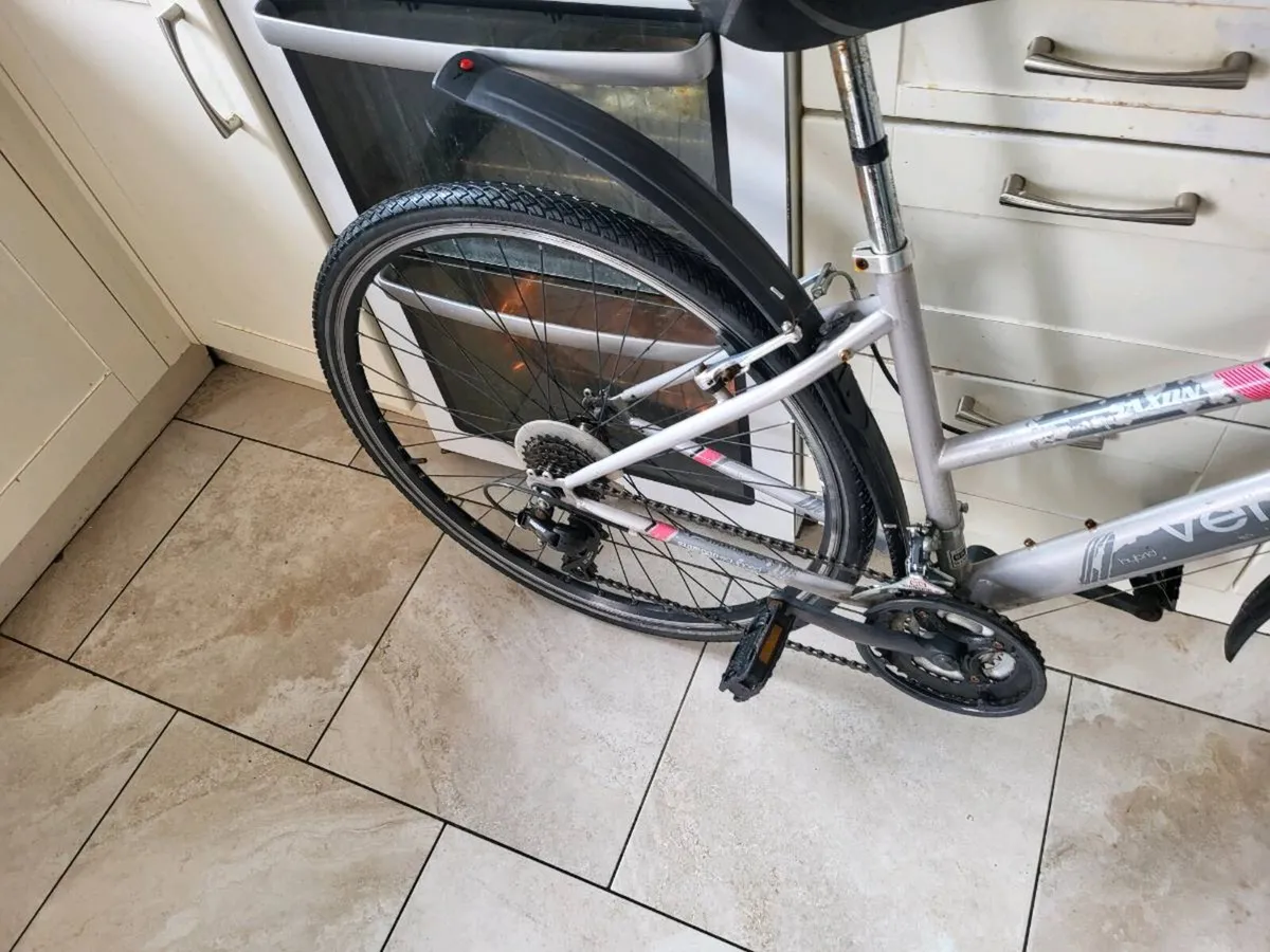 Ladies bike - Image 2