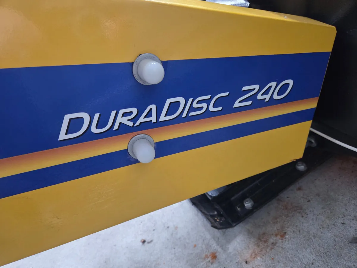 New New Holland Disc Mower - Image 1