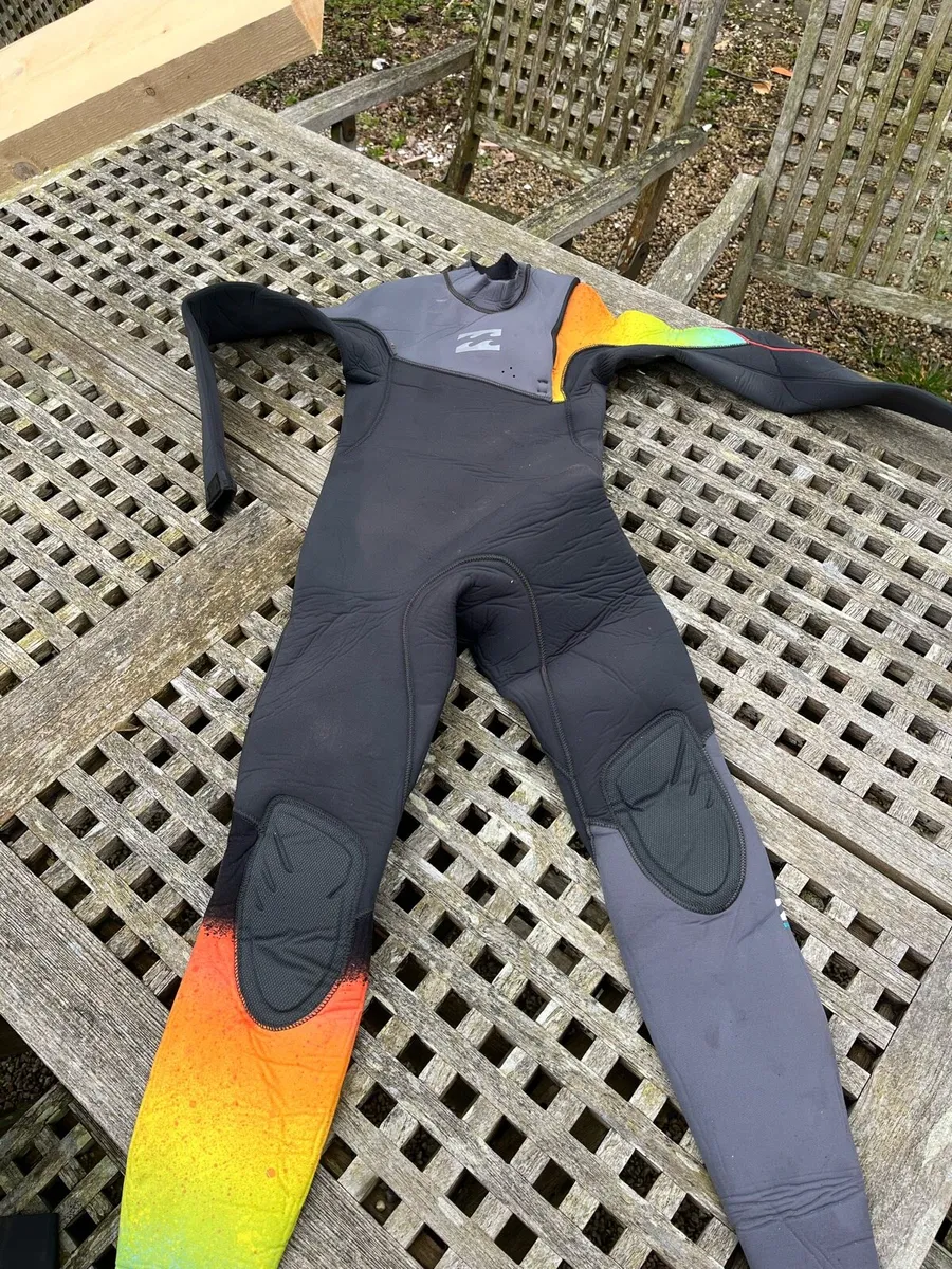 Billabong wetsuit