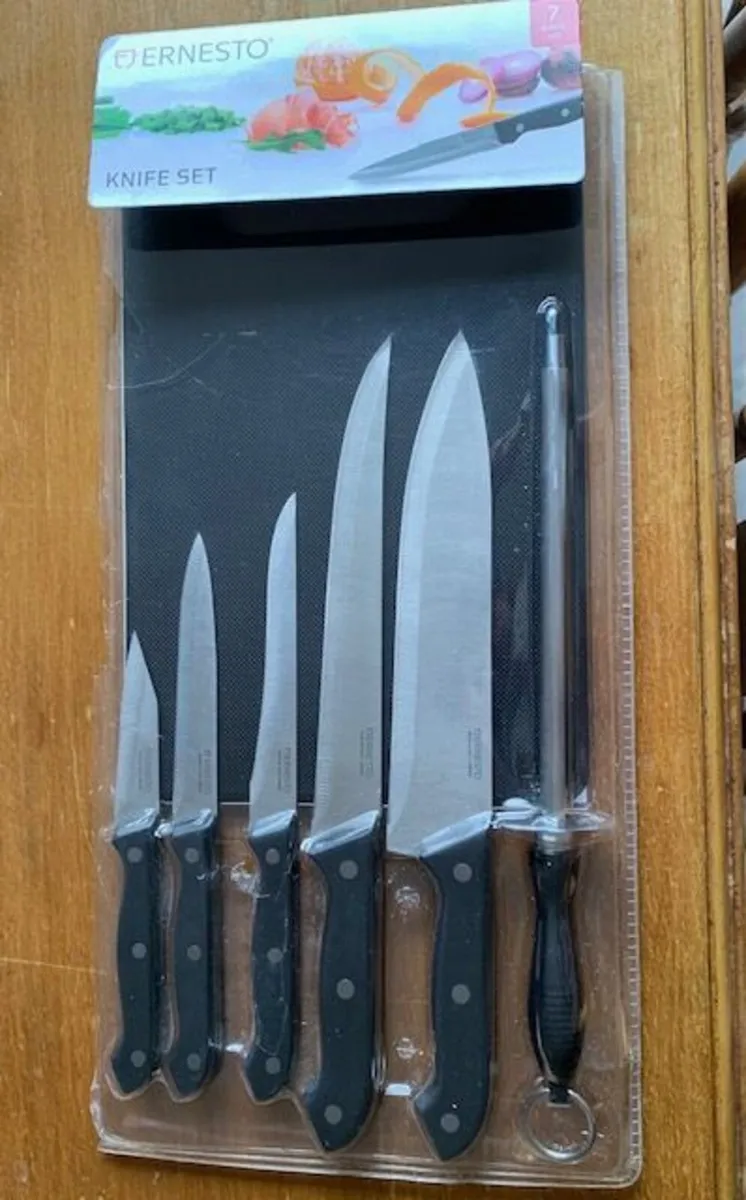 Knife Set - Image 1