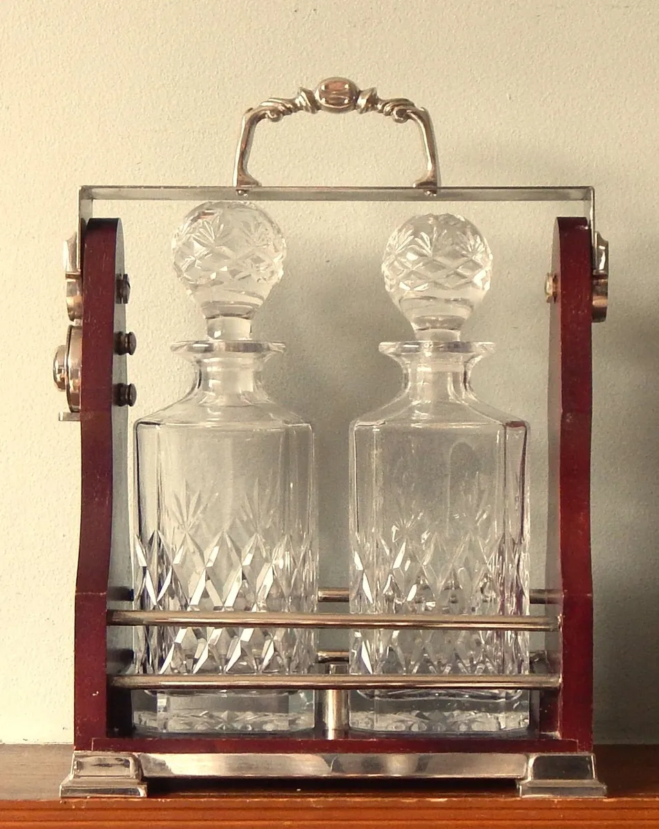 Twin Crystal Decanter Tantalus in Wood Case - Image 2