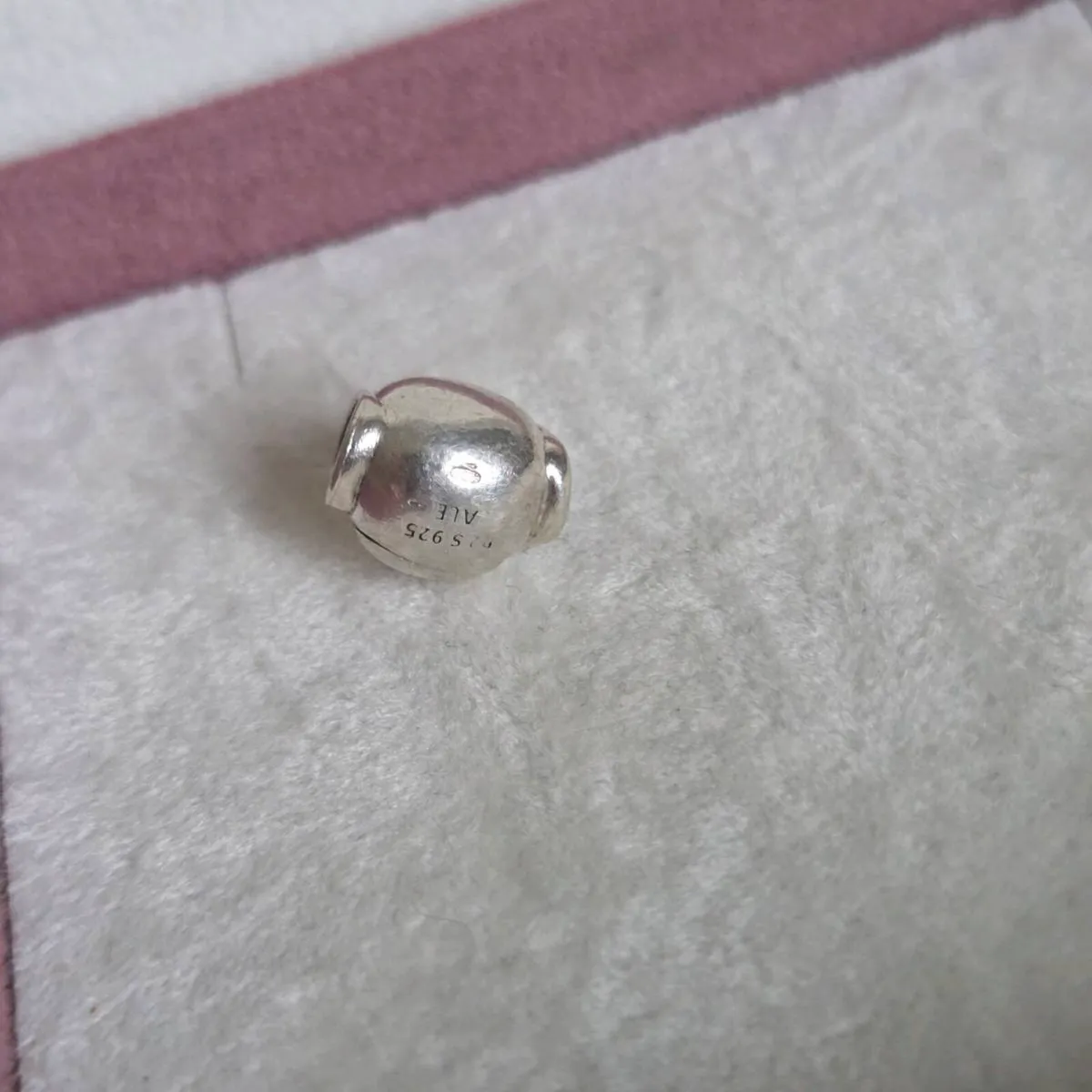 Pandora dog charm very good condition - Image 4