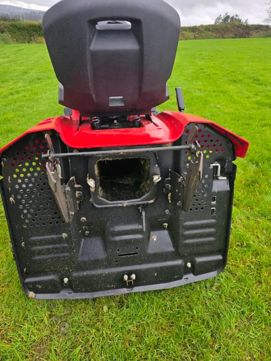 Solo by Al-Ko ride-on lawnmower  in mint condition - Image 2