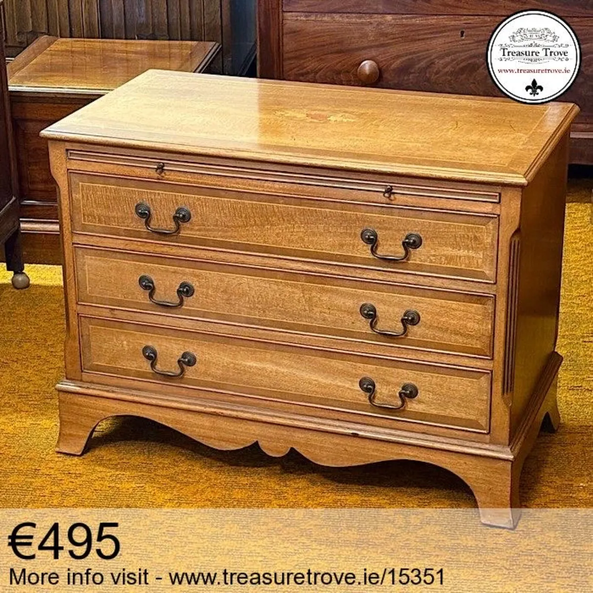 Antique Bedroom Chest of Drawers - Image 2