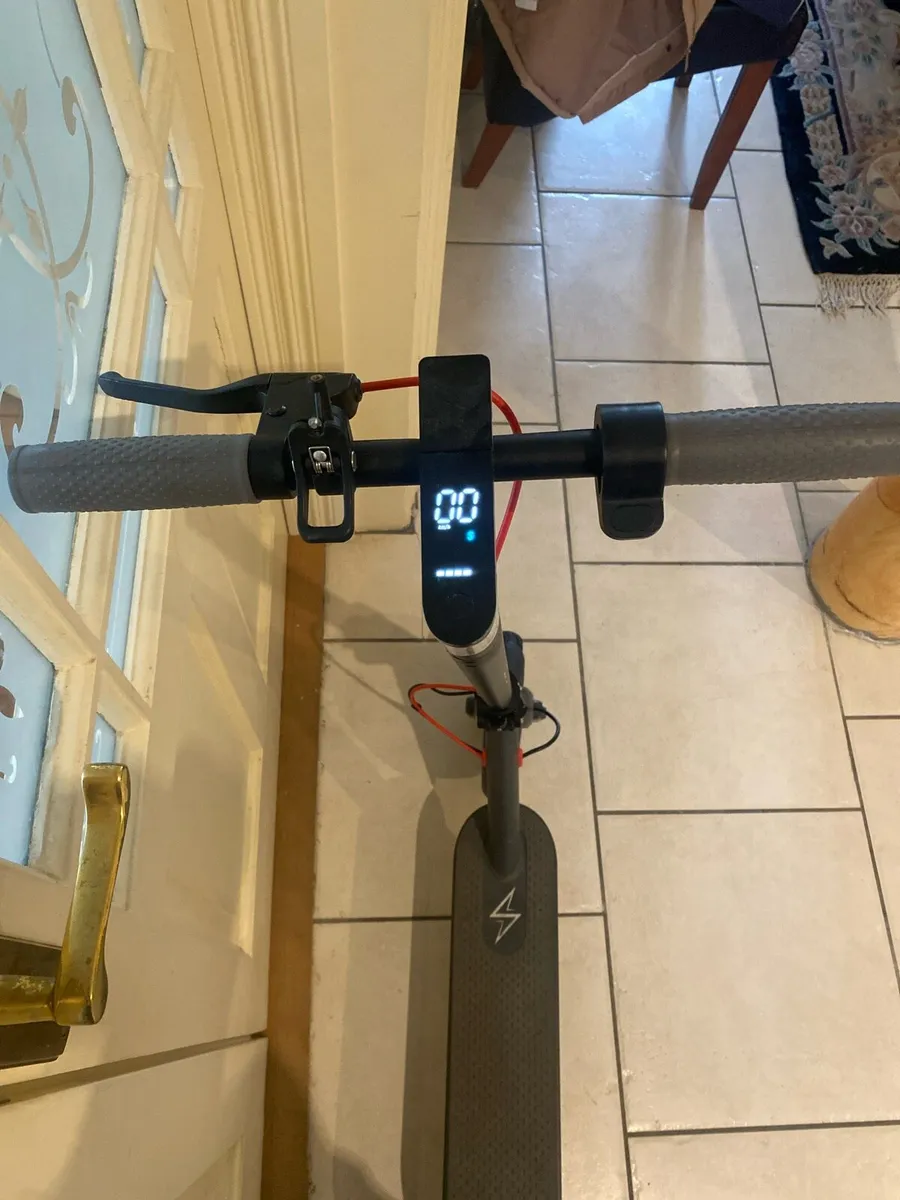 SURG City S Electric Scooter - Image 2