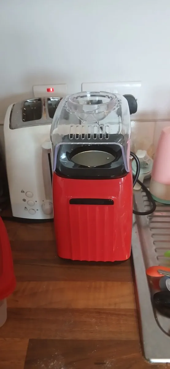 Popcorn maker - Image 1