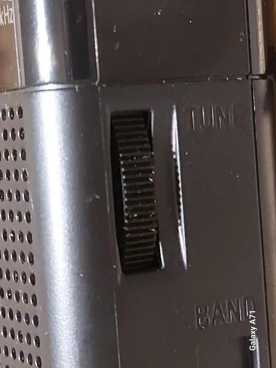 SONY FM-AM Portable Pocket Radio Model ICF-P26 - Image 3