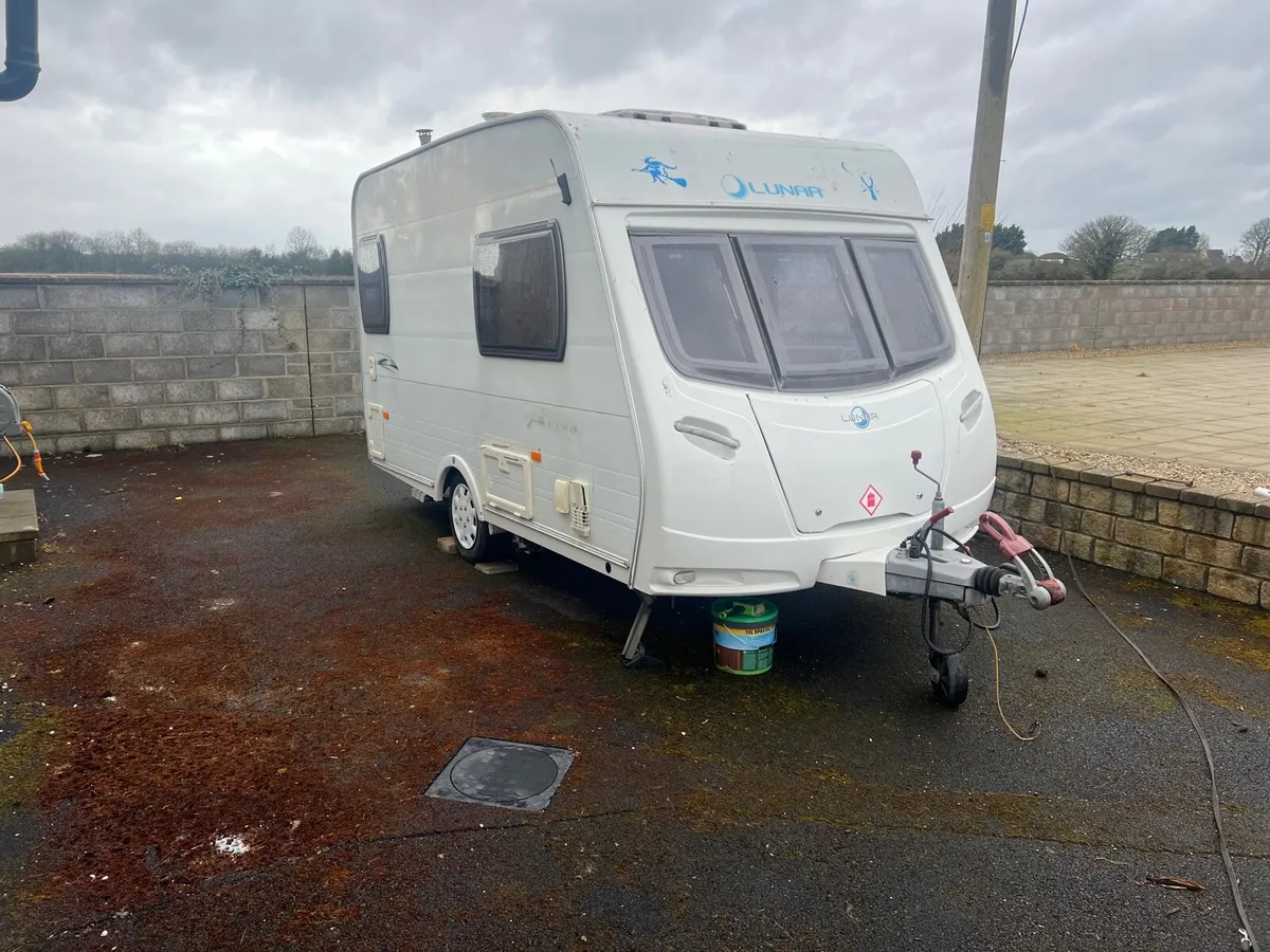 Lunar Ariva 2 berth caravan - Image 1