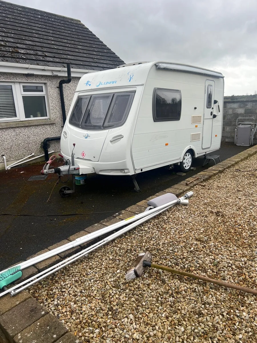 Lunar Ariva 2 berth caravan - Image 3